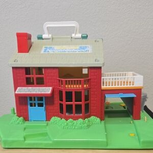 Vintage Fisher Price Neighborhood House